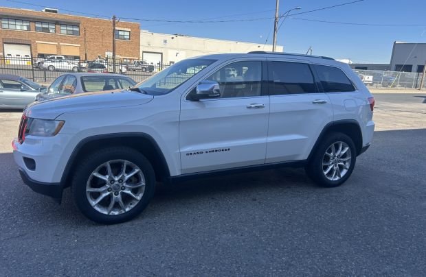 2011 Jeep Grand Cherokee overland