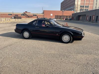 1988 Cadillac Allantii convertible 